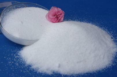 如何在使用聚丙烯酰胺的過程中避免出現結塊？